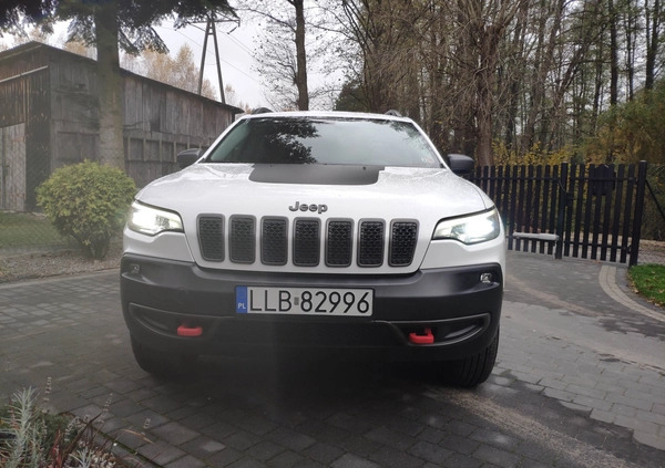 Jeep Cherokee cena 85000 przebieg: 168100, rok produkcji 2019 z Lubartów małe 596